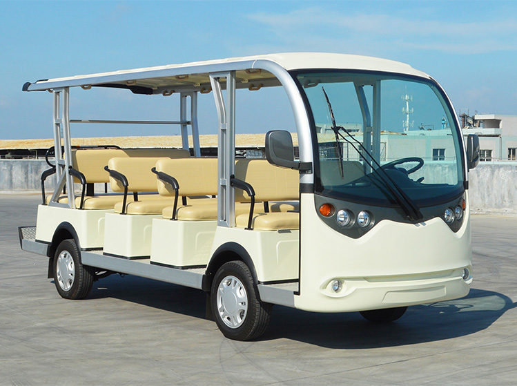 四輪電動(dòng)觀光車
